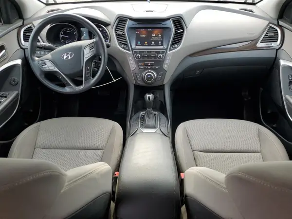 KM8SMDHF1HU231194 2017 HYUNDAI SANTA FE - Image 8