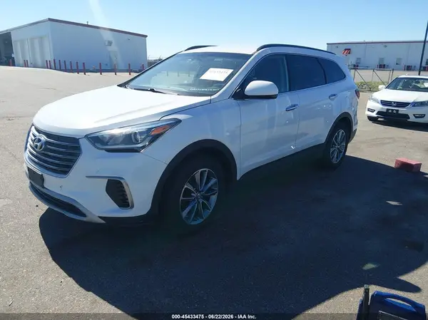 KM8SMDHF1HU255141 2017 HYUNDAI SANTA FE - Image 2