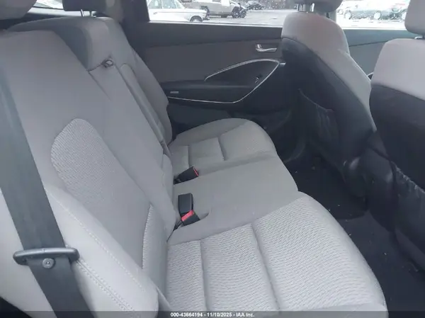 KM8SMDHF2GU144239 2016 HYUNDAI SANTA FE - Image 8