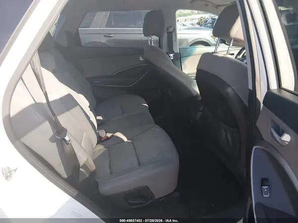 KM8SMDHF2GU156102 2016 HYUNDAI SANTA FE - Image 8
