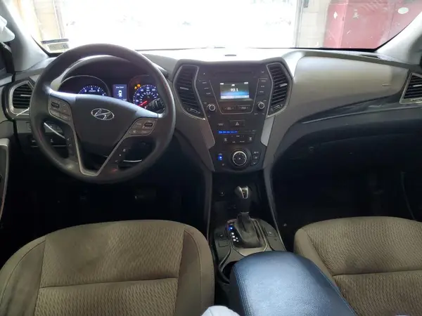 KM8SMDHF2GU158500 2016 HYUNDAI SANTA FE - Image 8