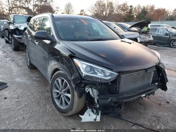 KM8SMDHF2HU165724 2017 HYUNDAI SANTA FE - Image 1