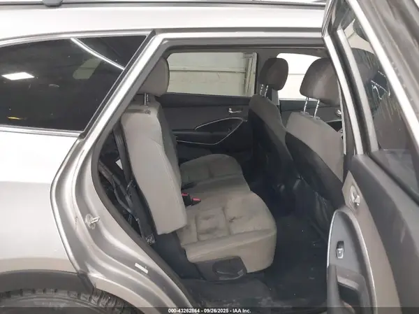 KM8SMDHF2HU166632 2017 HYUNDAI SANTA FE - Image 8