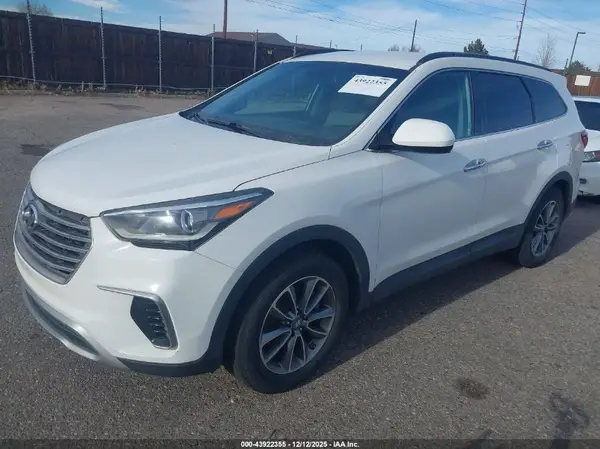 KM8SMDHF2HU170650 2017 HYUNDAI SANTA FE - Image 2