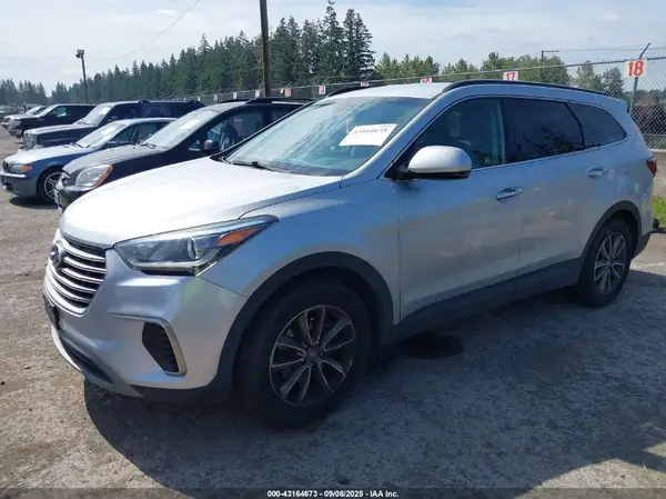 KM8SMDHF2HU174049 2017 HYUNDAI SANTA FE - Image 2