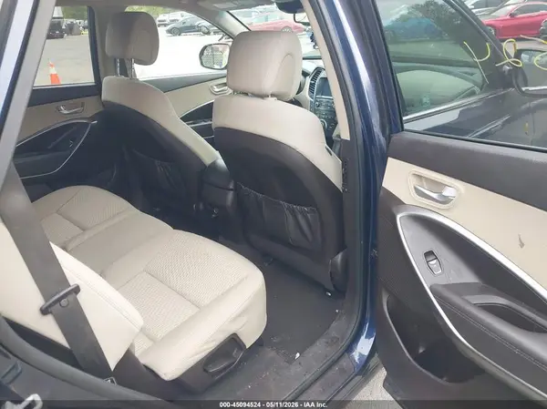 KM8SMDHF2HU215411 2017 HYUNDAI SANTA FE - Image 8