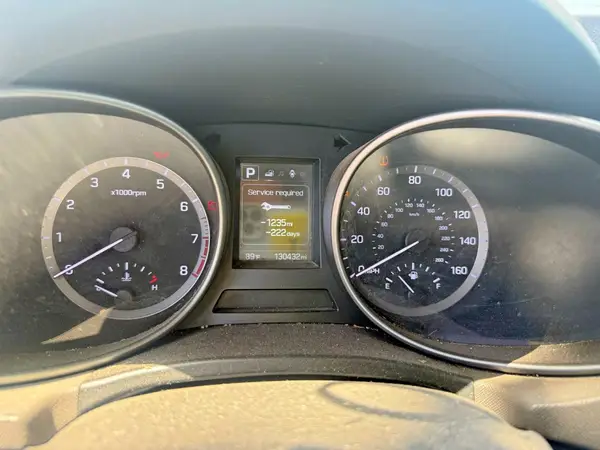 KM8SMDHF2HU219426 2017 HYUNDAI SANTA FE - Image 8