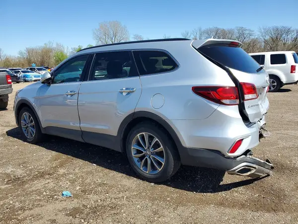 KM8SMDHF2HU234329 2017 HYUNDAI SANTA FE - Image 2