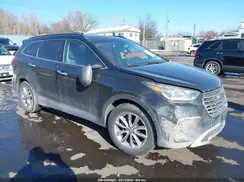 KM8SMDHF2HU236582 2017 HYUNDAI SANTA FE