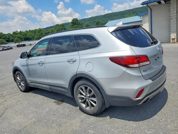 KM8SMDHF2HU257111 2017 HYUNDAI SANTA FE - Image 2
