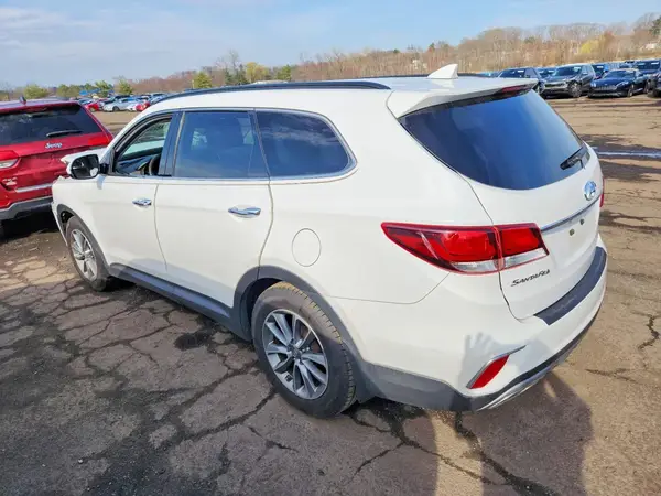 KM8SMDHF2JU261701 2018 HYUNDAI SANTA FE - Image 2