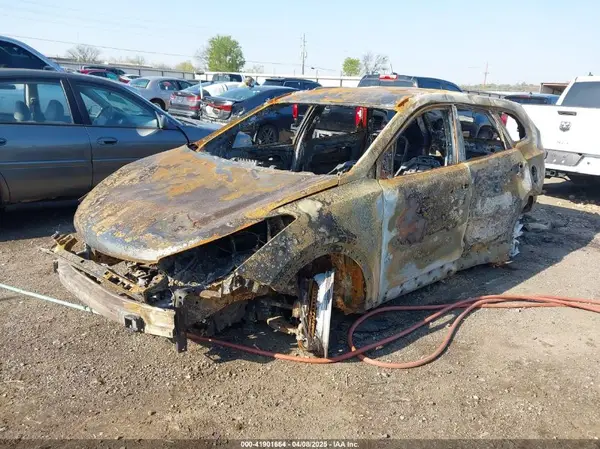 KM8SMDHF2JU277624 2018 HYUNDAI SANTA FE - Image 2