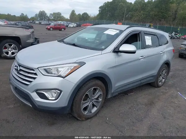 KM8SMDHF3GU144329 2016 HYUNDAI SANTA FE - Image 2