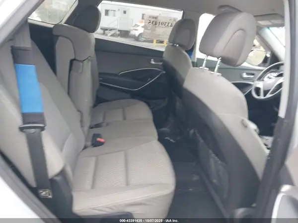 KM8SMDHF3GU144329 2016 HYUNDAI SANTA FE - Image 8