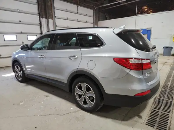 KM8SMDHF3GU155590 2016 HYUNDAI SANTA FE - Image 2