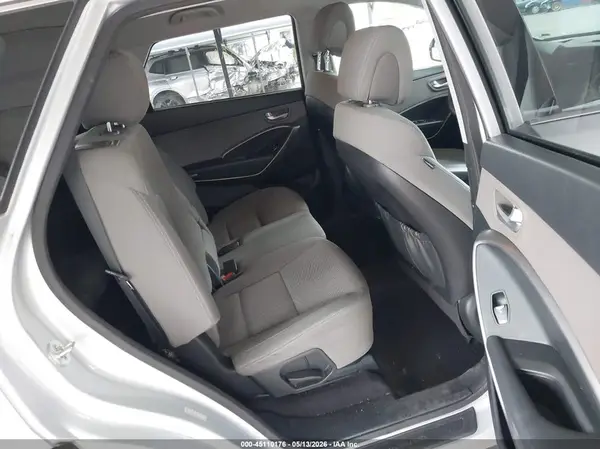 KM8SMDHF3HU174741 2017 HYUNDAI SANTA FE - Image 8