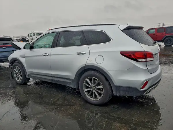 KM8SMDHF3HU192429 2017 HYUNDAI SANTA FE - Image 2