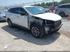 KM8SMDHF3HU208323 2017 HYUNDAI SANTA FE