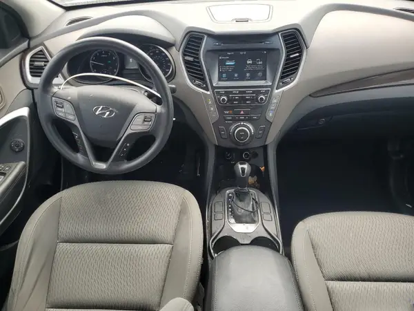 KM8SMDHF3HU221752 2017 HYUNDAI SANTA FE - Image 8