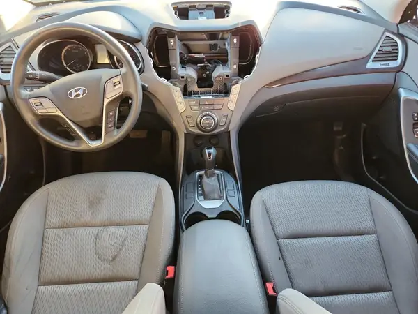 KM8SMDHF3HU246165 2017 HYUNDAI SANTA FE - Image 8
