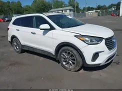 KM8SMDHF3HU251978 2017 HYUNDAI SANTA FE