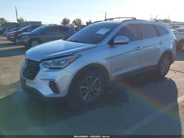 KM8SMDHF4HU174490 2017 HYUNDAI SANTA FE - Image 2