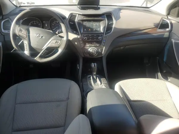 KM8SMDHF4HU174795 2017 HYUNDAI SANTA FE - Image 8