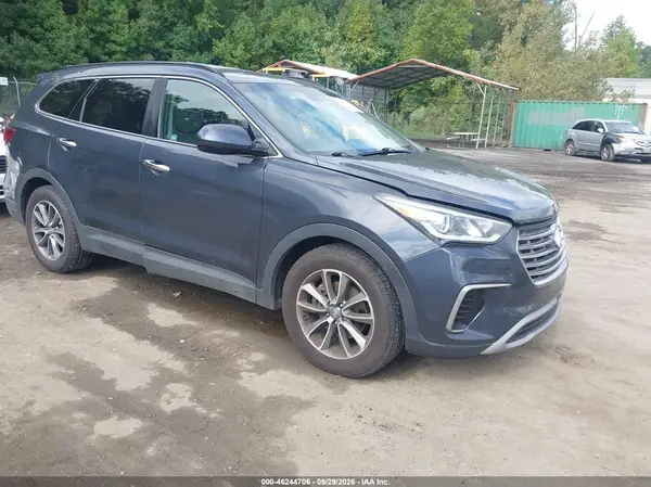 KM8SMDHF4HU175798 2017 HYUNDAI SANTA FE - Image 1