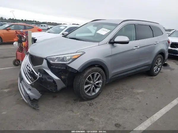 KM8SMDHF4HU182489 2017 HYUNDAI SANTA FE - Image 2
