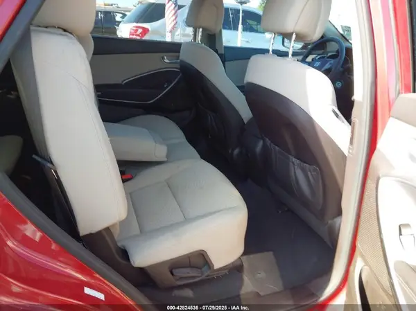KM8SMDHF4HU192407 2017 HYUNDAI SANTA FE - Image 8