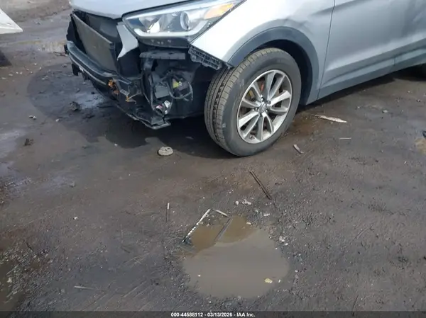 KM8SMDHF4HU199745 2017 HYUNDAI SANTA FE - Image 2