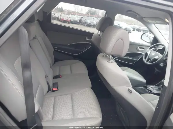 KM8SMDHF4HU200053 2017 HYUNDAI SANTA FE - Image 8