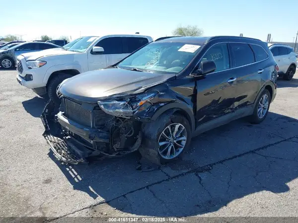 KM8SMDHF4HU217175 2017 HYUNDAI SANTA FE - Image 2