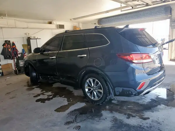 KM8SMDHF4HU224644 2017 HYUNDAI SANTA FE - Image 2