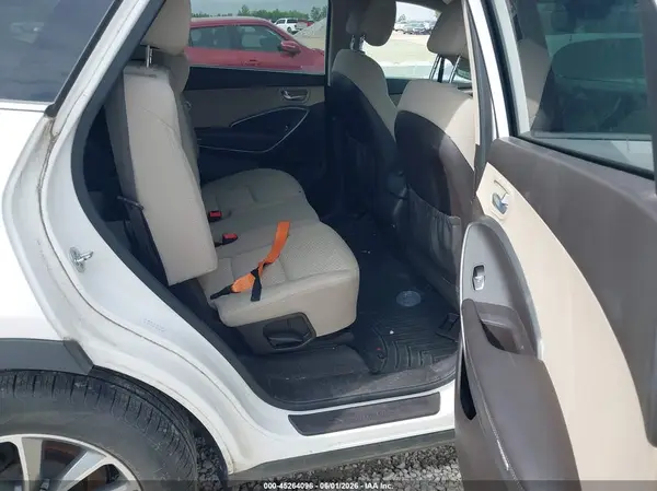 KM8SMDHF4HU255022 2017 HYUNDAI SANTA FE - Image 8