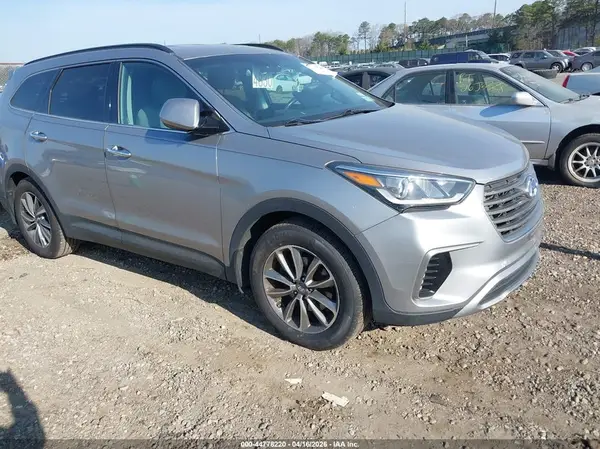 KM8SMDHF4JU268858 2018 HYUNDAI SANTA FE - Image 1