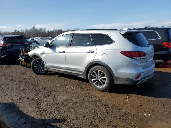 KM8SMDHF4JU276040 2018 HYUNDAI SANTA FE - Image 2
