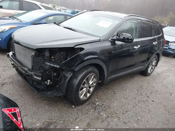 KM8SMDHF4KU305893 2019 HYUNDAI SANTA FE - Image 2