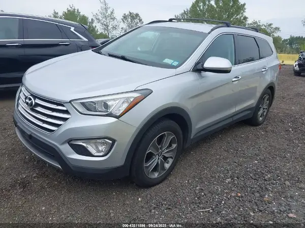 KM8SMDHF5GU153257 2016 HYUNDAI SANTA FE - Image 2