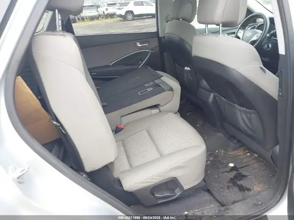 KM8SMDHF5GU153257 2016 HYUNDAI SANTA FE - Image 8