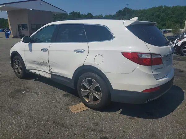 KM8SMDHF5GU156157 2016 HYUNDAI SANTA FE - Image 2