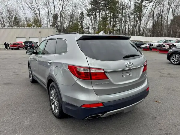 KM8SMDHF5GU157907 2016 HYUNDAI SANTA FE - Image 2