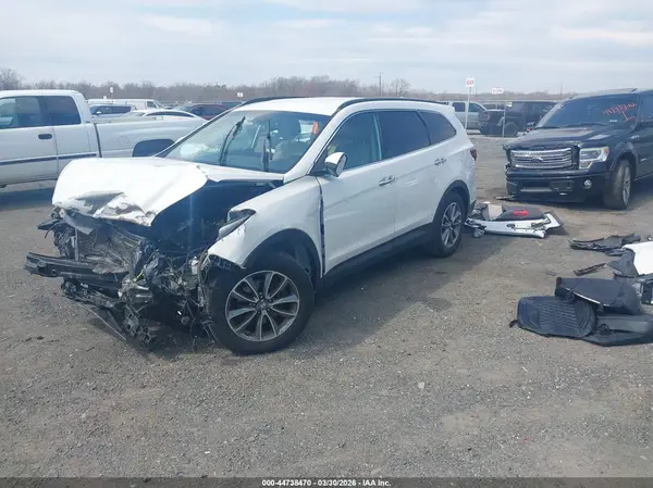 KM8SMDHF5HU165667 2017 HYUNDAI SANTA FE - Image 2