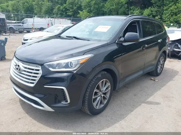 KM8SMDHF5HU166690 2017 HYUNDAI SANTA FE - Image 2