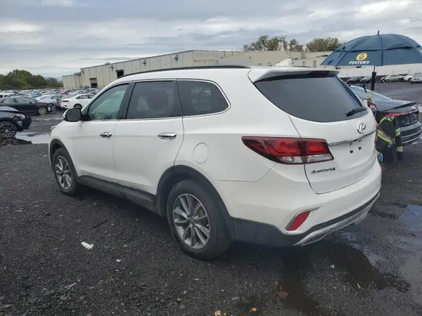 KM8SMDHF5HU170285 2017 HYUNDAI SANTA FE - Image 2