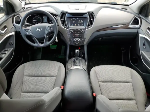 KM8SMDHF5HU176572 2017 HYUNDAI SANTA FE - Image 8