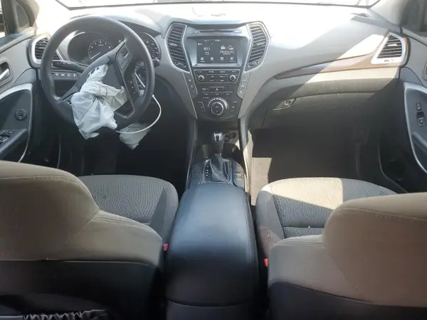 KM8SMDHF5HU177835 2017 HYUNDAI SANTA FE - Image 8
