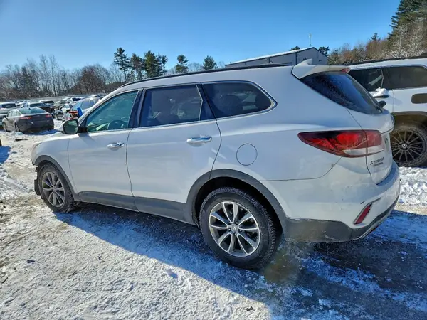 KM8SMDHF5HU178077 2017 HYUNDAI SANTA FE - Image 2