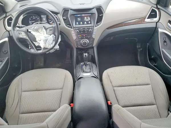 KM8SMDHF5HU182680 2017 HYUNDAI SANTA FE - Image 8
