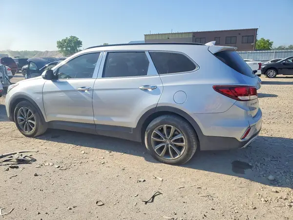 KM8SMDHF5HU192075 2017 HYUNDAI SANTA FE - Image 2